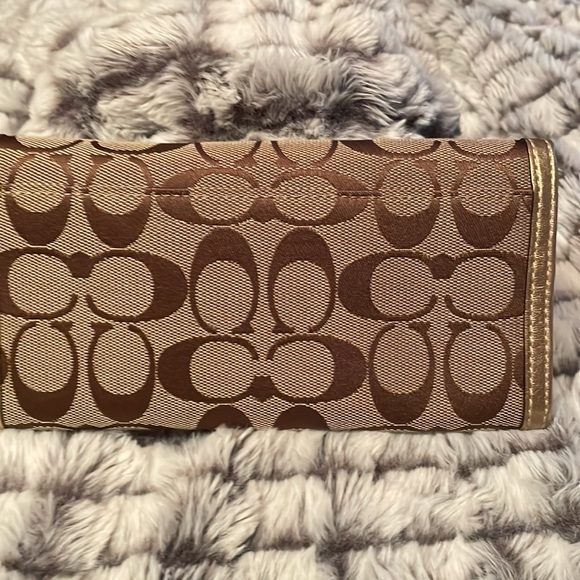 @@RARE FIND!!@@~Vintage 2008.Coach signature stripe floral appliqué wallet - Picture 4 of 11